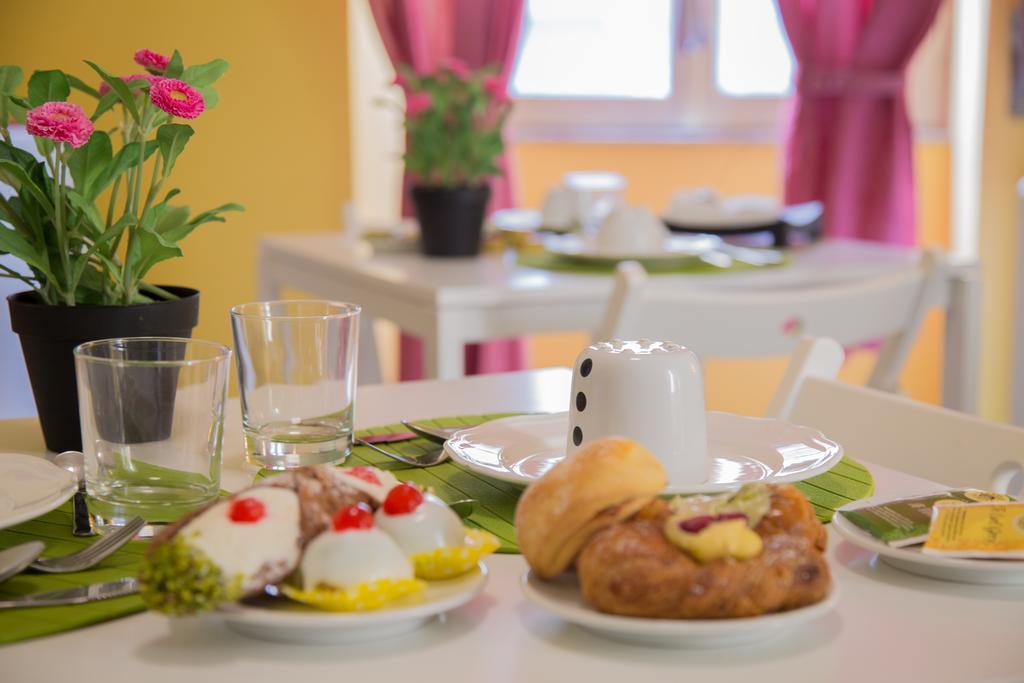 Tra L'Etna E Il Mare B&B Catania Exterior photo