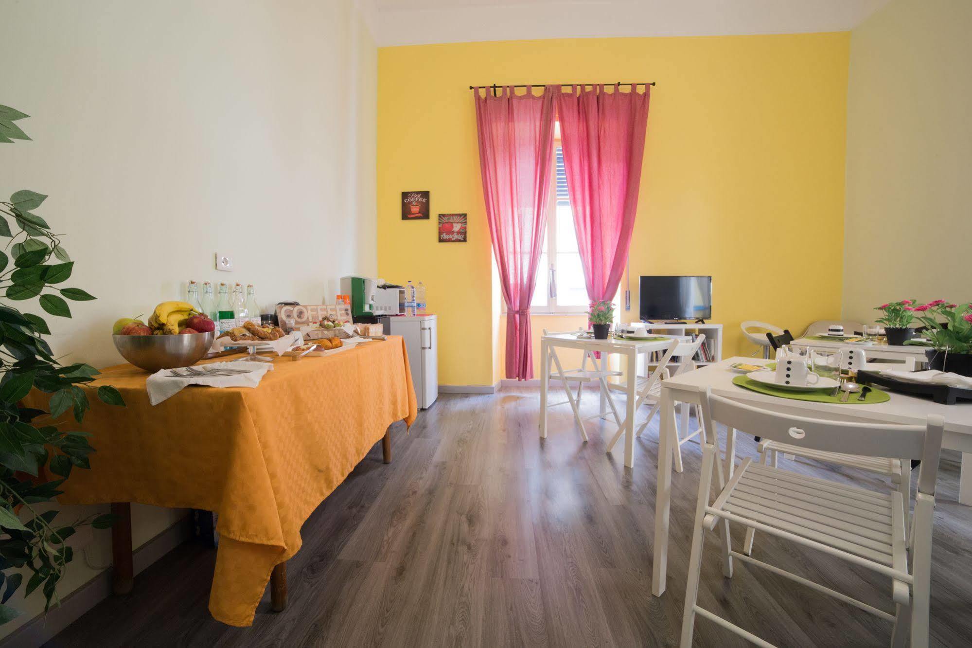 Tra L'Etna E Il Mare B&B Catania Exterior photo