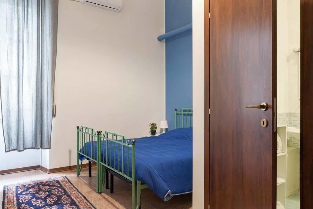 Tra L'Etna E Il Mare B&B Catania Exterior photo
